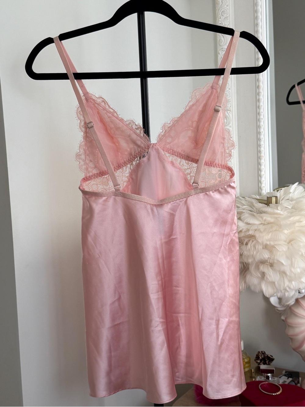 La Senza Pink Satin Slip & Lace Garter Belt - Picture 3 of 16